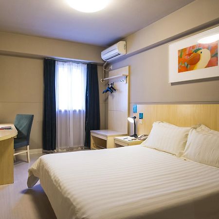 Jinjiang Inn Select Shanghai Fengxian Baolong Plaza North Yunhe Road Exterior photo