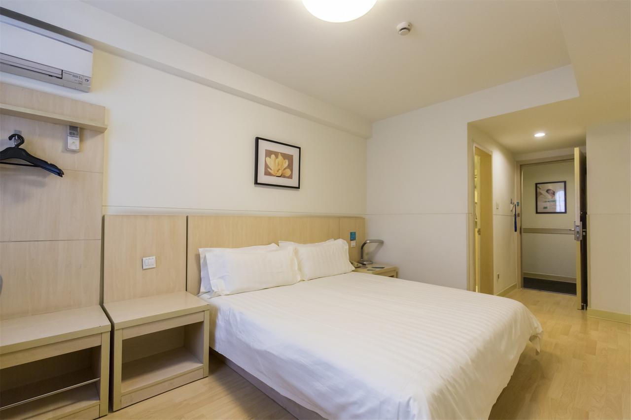 Jinjiang Inn Select Shanghai Fengxian Baolong Plaza North Yunhe Road Exterior photo