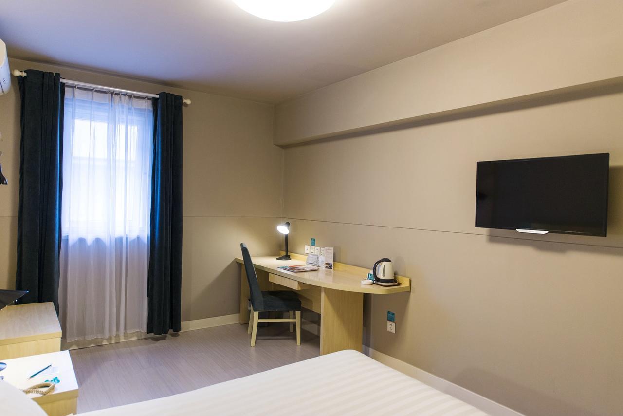 Jinjiang Inn Select Shanghai Fengxian Baolong Plaza North Yunhe Road Exterior photo